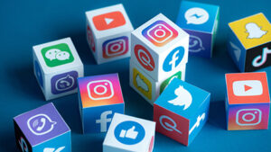 Icons of popular social media apps : social media theme party